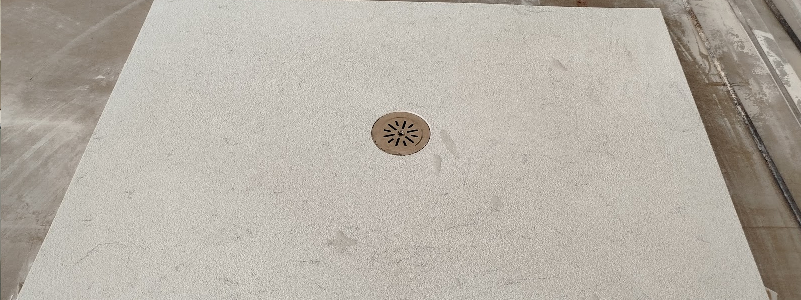 Plato de ducha en COMPAC 3CM